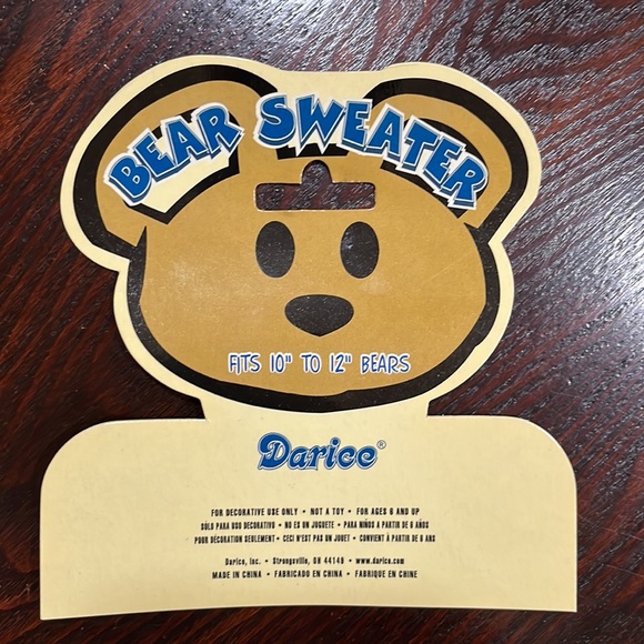 Darice Bear Sweater 🧸 - Picture 3 of 3